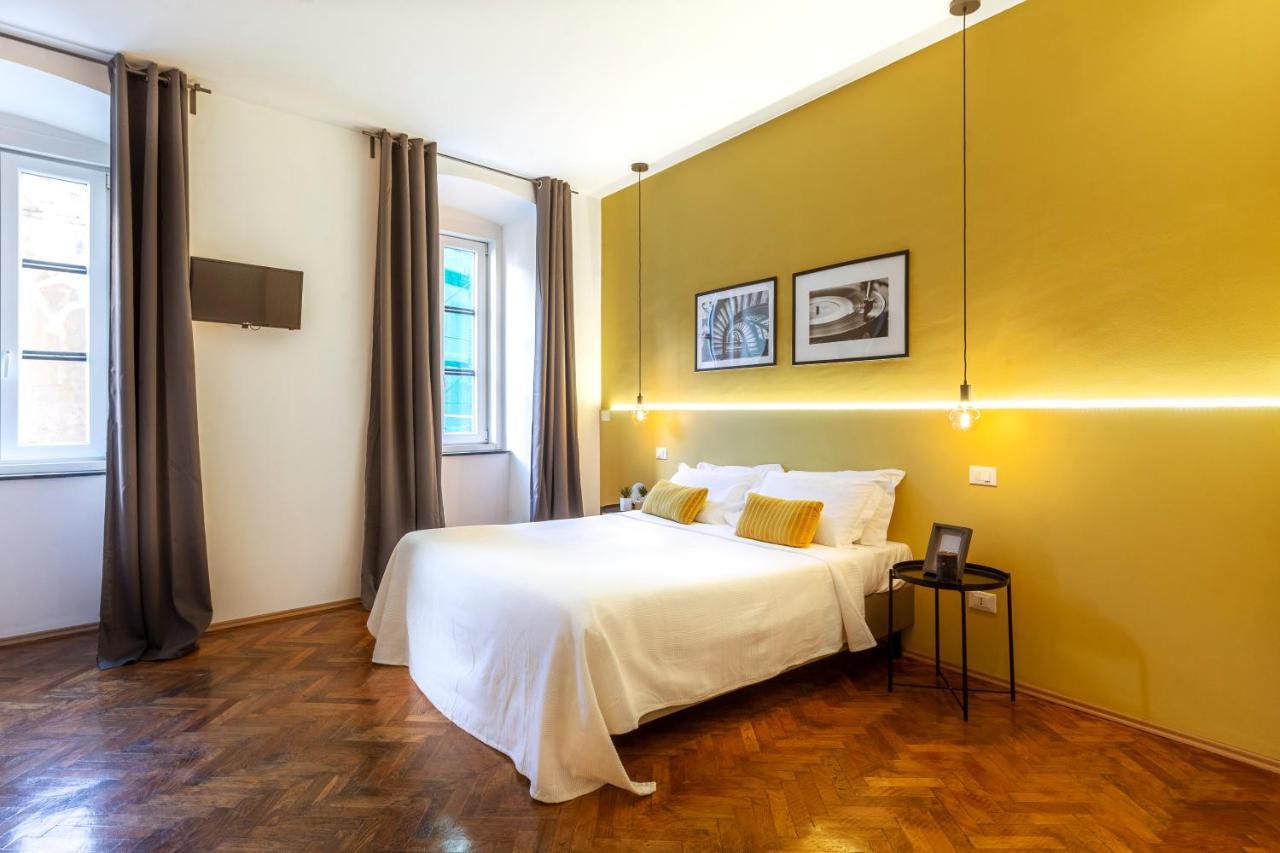 Tram Apartment For 4 Guests ترييستي المظهر الخارجي الصورة